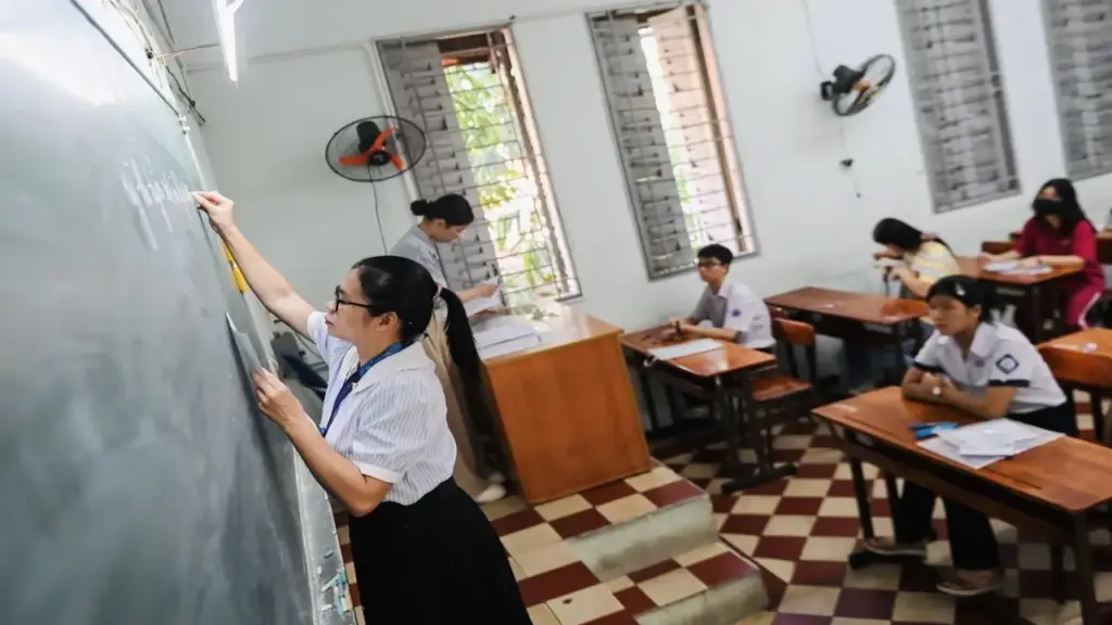 Gần 18.000 người được huy động phục vụ kỳ thi lớp 10 ở TPHCM