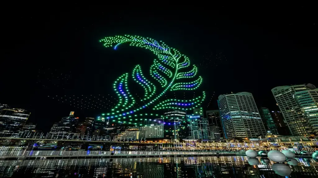 Gần 90 chiếc drone 'rụng như mưa' tại lễ hội Vivid Sydney
