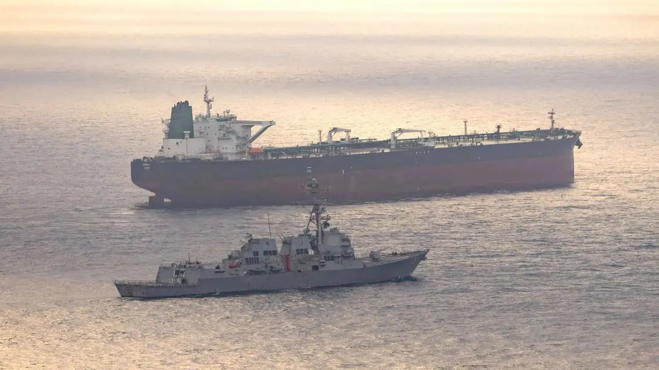 Giá dầu có thể lập đỉnh mới 200 USD/thùng khi thị trường lo thiếu hụt kéo dài