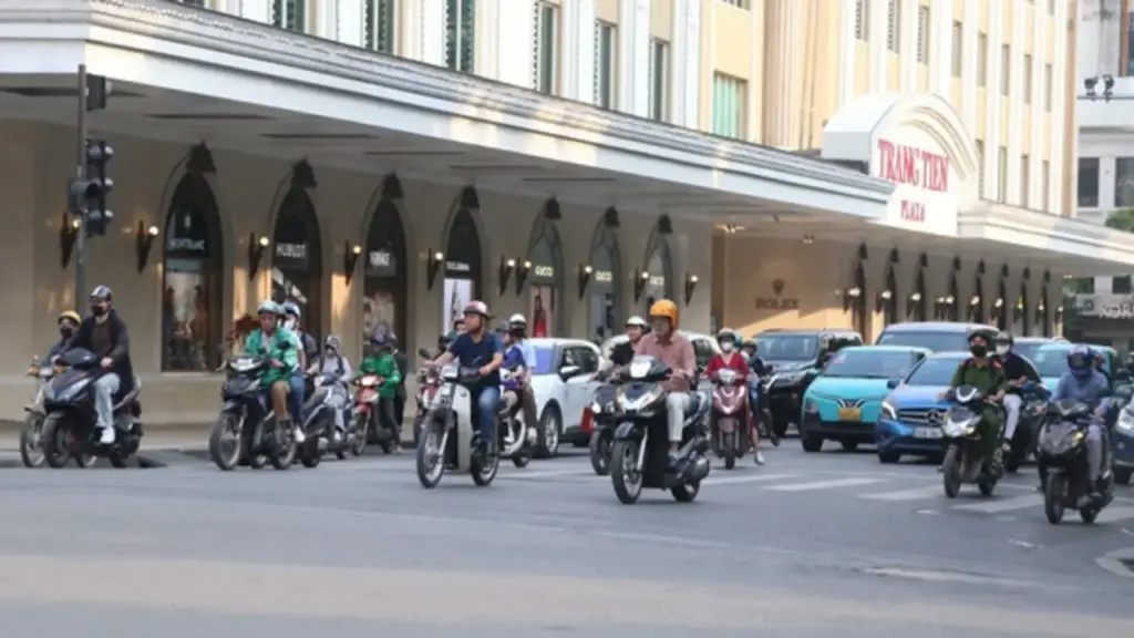 Hà Nội lùi thời hạn thông qua vùng phát thải thấp trong Vành đai 1