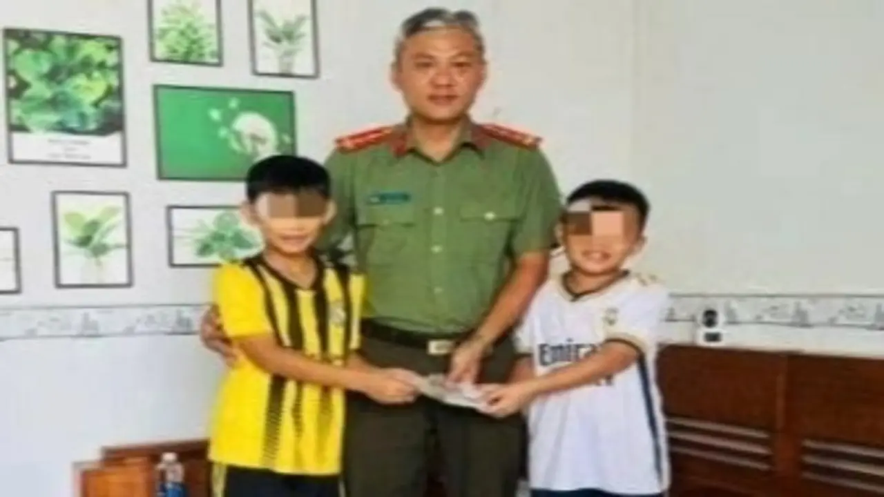 Hai học sinh nhặt được 20 triệu đồng, tìm trả lại người đánh rơi