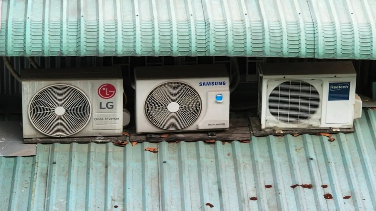 Hàng xóm lắp 5 cục nóng điều hòa 'chiếu tướng' nhà tôi