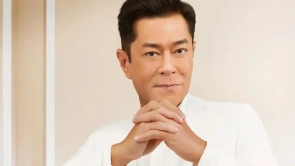 Hành trình lội ngược dòng của "trùm showbiz" Cổ Thiên Lạc