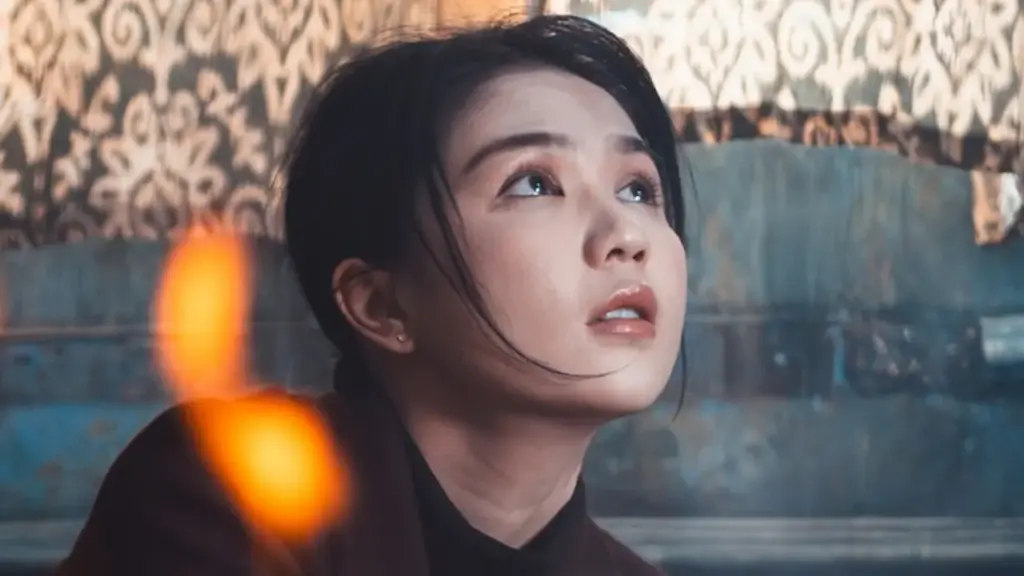 Hậu trường Ngọc Trinh đóng phim kinh dị