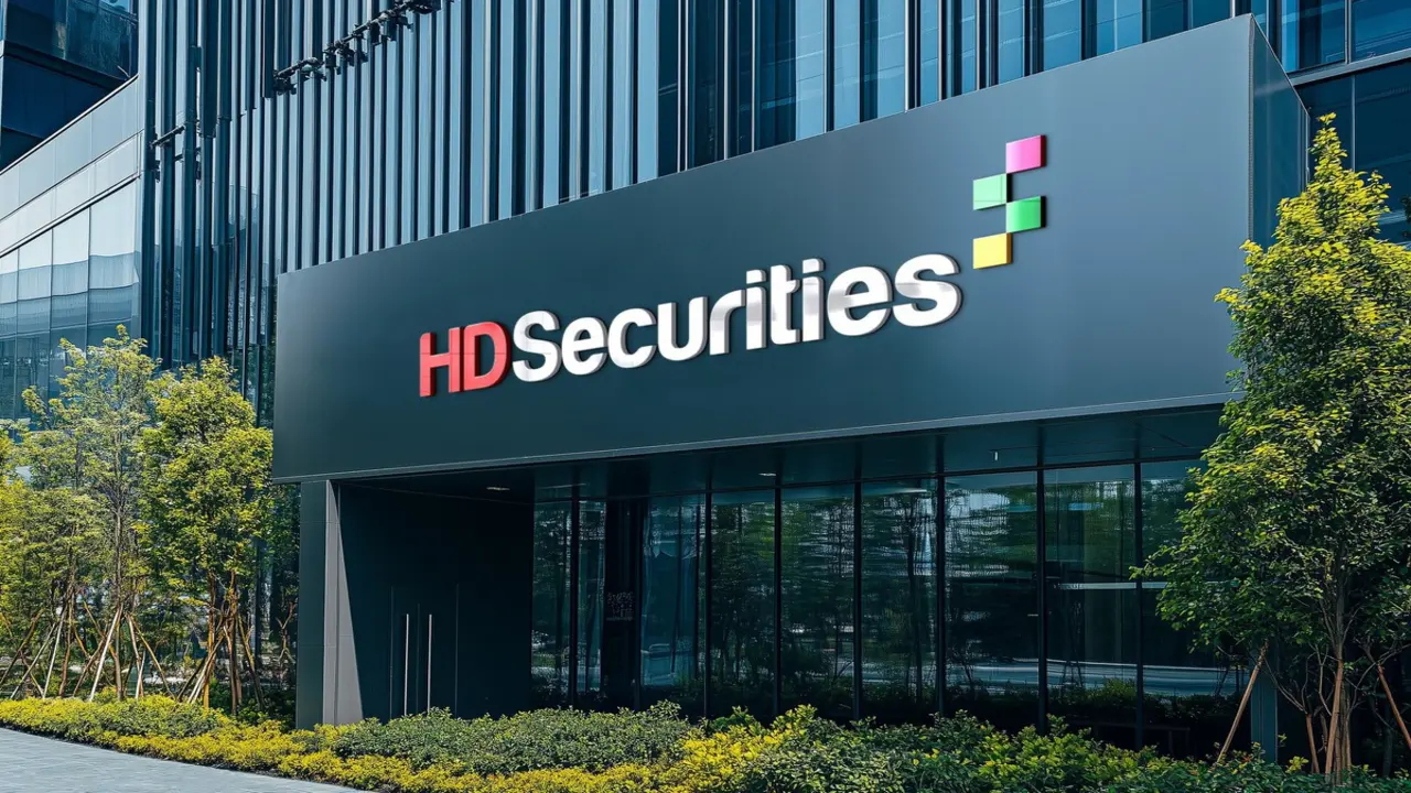 HDBank mạnh tay chi hơn 8.500 tỉ đồng thâu tóm Chứng khoán HD trước thềm IPO