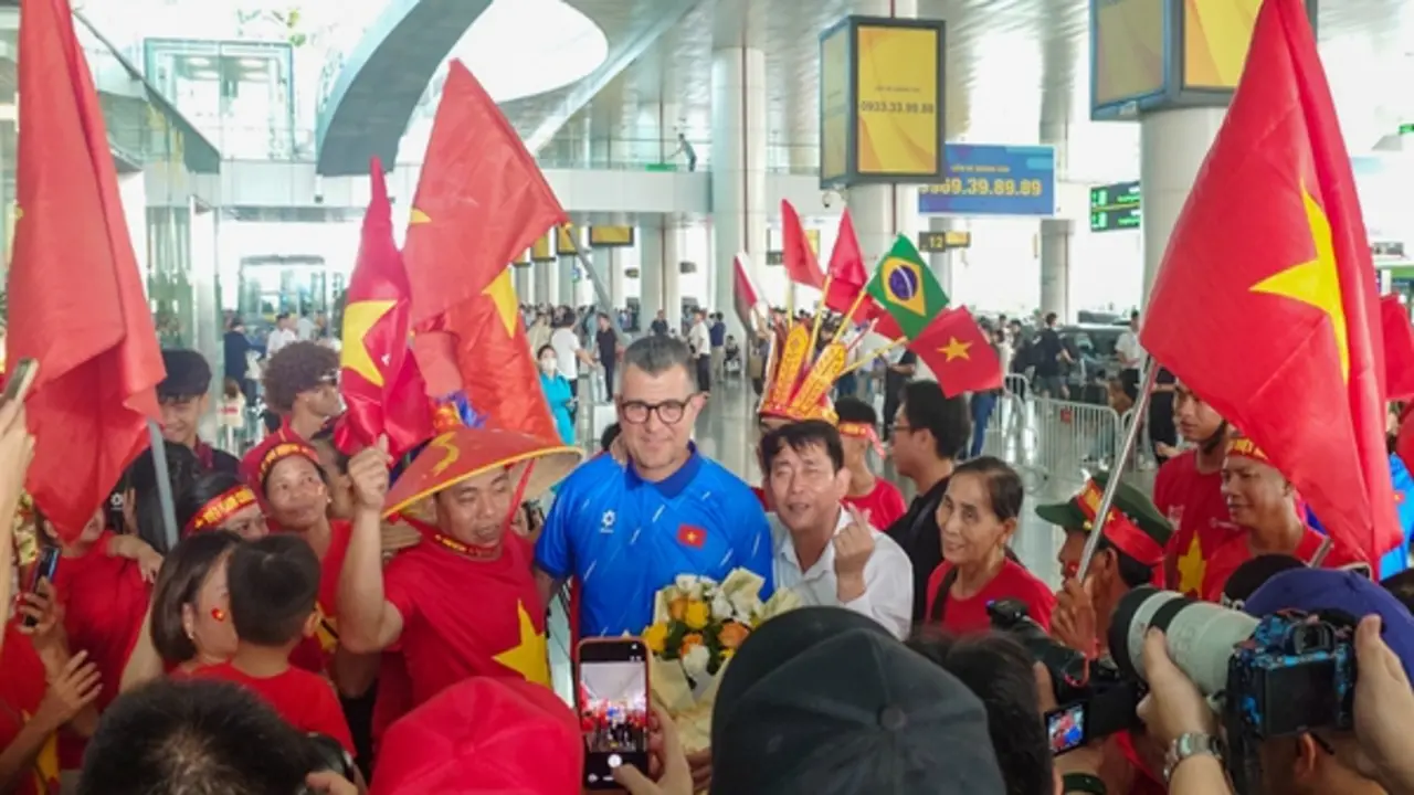 HLV U.17 Việt Nam nói cực hay sau hành trình ấn tượng tại châu Á và giành vé World Cup