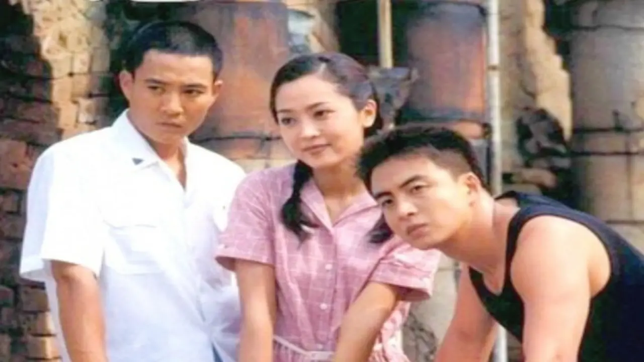 Hoa hậu từng vào vai Hiếu Kiêng trong "Mối tình đầu" giờ ra sao?