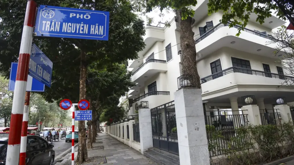 Hoàn thành sáp nhập thôn, tổ dân phố trước 30/6