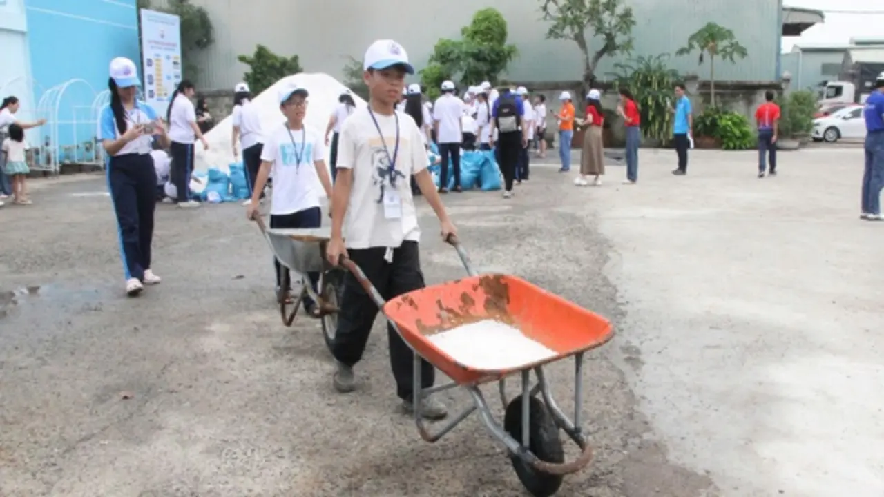 Học sinh trải nghiệm về ngành nghề nông thôn trên địa bàn TP.HCM