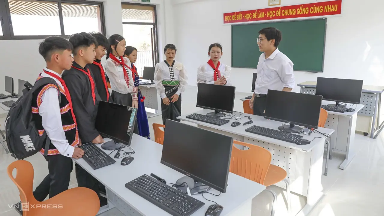 Học sinh trường nội trú được hỗ trợ tới 10 triệu đồng tiền ăn mỗi năm