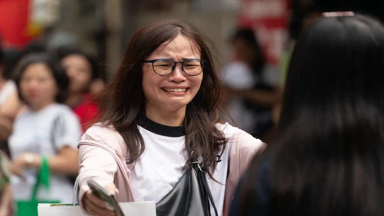 Học trò, phụ huynh Hà Nội khóc, cười trong hai ngày thi lớp 10