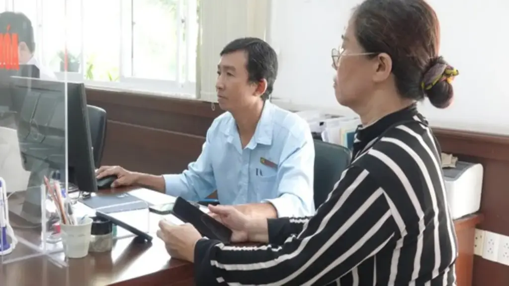 Hơn 4.000 người hoạt động không chuyên trách nghỉ việc, TP.HCM sẽ hỗ trợ thêm