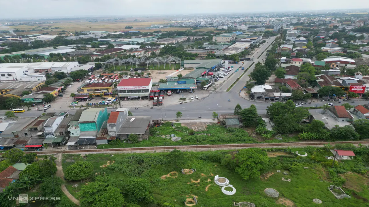 Huế xây cầu vượt đường sắt