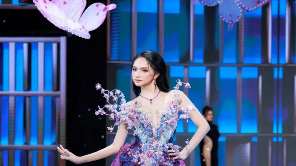 Hương Giang tung 'chiêu' tại Miss Grand All Stars