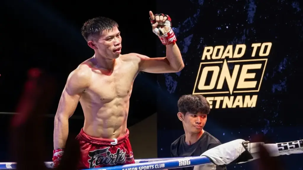 Huỳnh Văn Tuấn lần đầu thượng đài ONE Championship