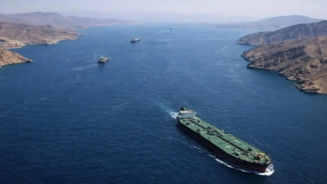 Iran để mắt đến “nguồn năng lượng mới” dưới đáy biển Hormuz