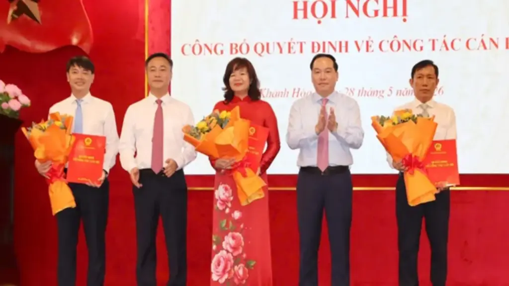 Khánh Hòa bổ nhiệm Giám đốc Sở Giáo dục và Đào tạo, Chánh văn phòng Tỉnh ủy
