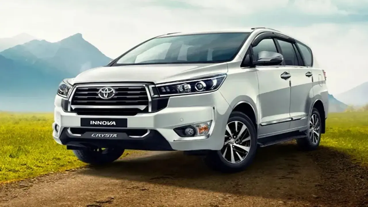 Khi Innova bị 'khai tử': Innova Cross bán gấp đôi, mở đường cho hybrid giá rẻ