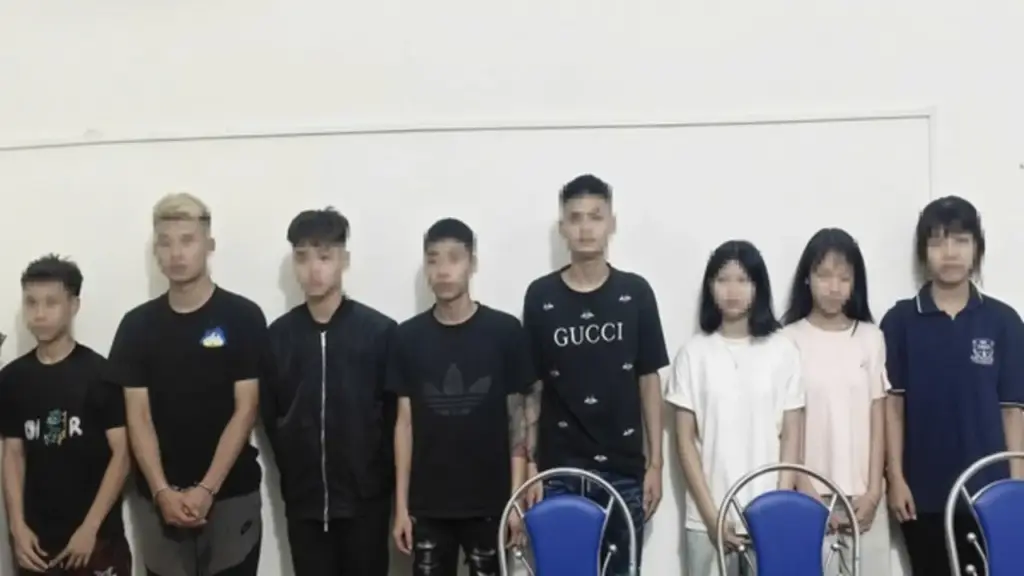 Khởi tố 2 thanh niên hành hung, làm nhục nữ sinh 14 tuổi