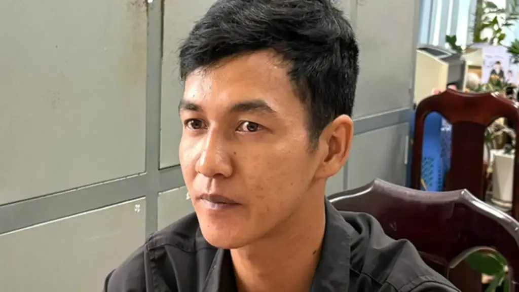 Khởi tố, bắt tạm giam gã đàn ông 31 tuổi nhiều lần giao cấu với bé gái 15 tuổi
