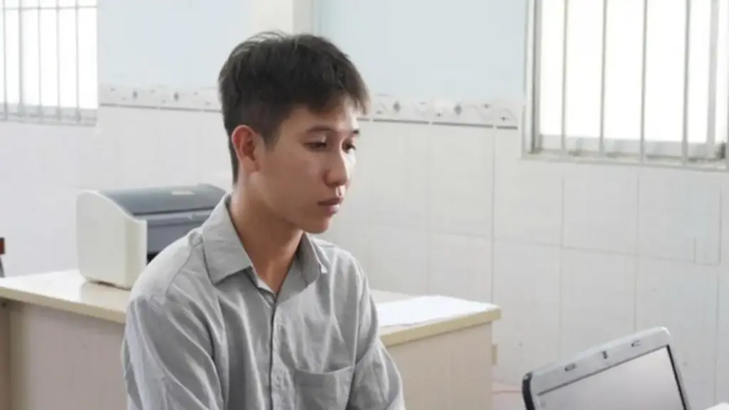 Khởi tố bị can dùng video 'nhạy cảm' tống tiền người yêu cũ