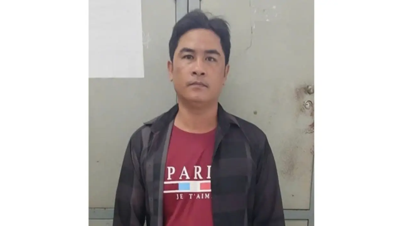 Khởi tố người đàn ông chặn ô tô, đập bể kính chắn gió ở Vĩnh Long
