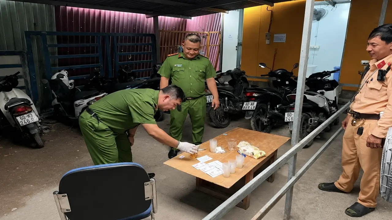 Kiểm tra ma túy hàng trăm công nhân và tài xế tại khu công nghiệp ở TPHCM