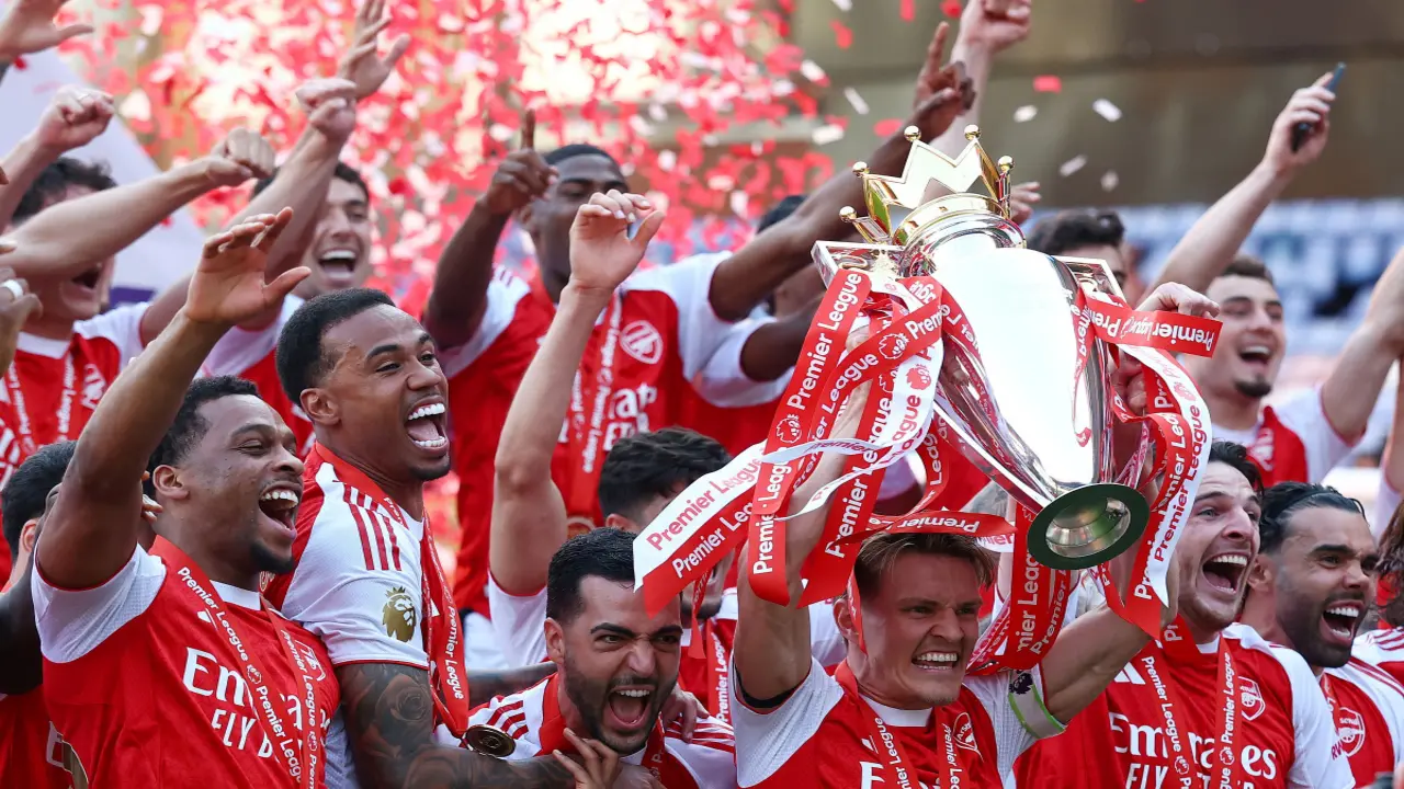 Kỷ nguyên thống trị đang mở ra trước mắt Arsenal?
