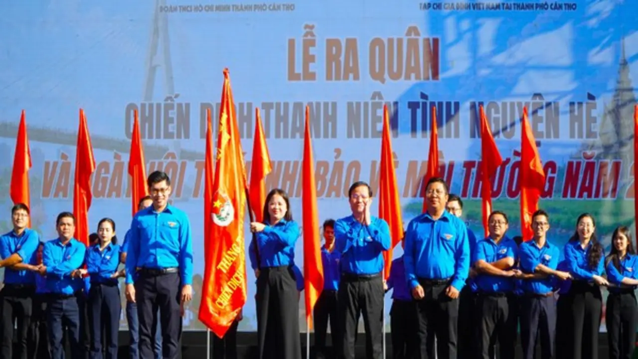 Lãnh đạo Cần Thơ đặt hàng những phần việc ‘bền vững’ của thanh niên