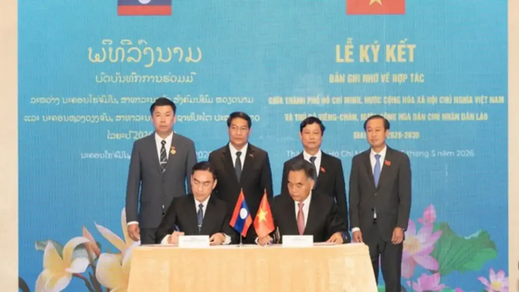 Lãnh đạo TP.HCM và Vientiane ký kết hợp tác giai đoạn 2026 - 2030