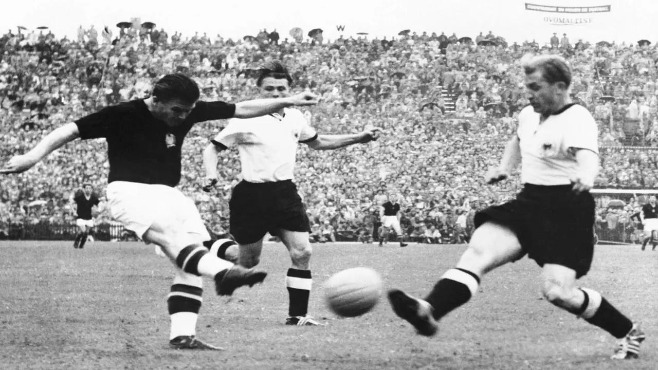 Lịch sử World Cup 1954: Tây Đức đánh bại tuyển Hungary kiêu hùng