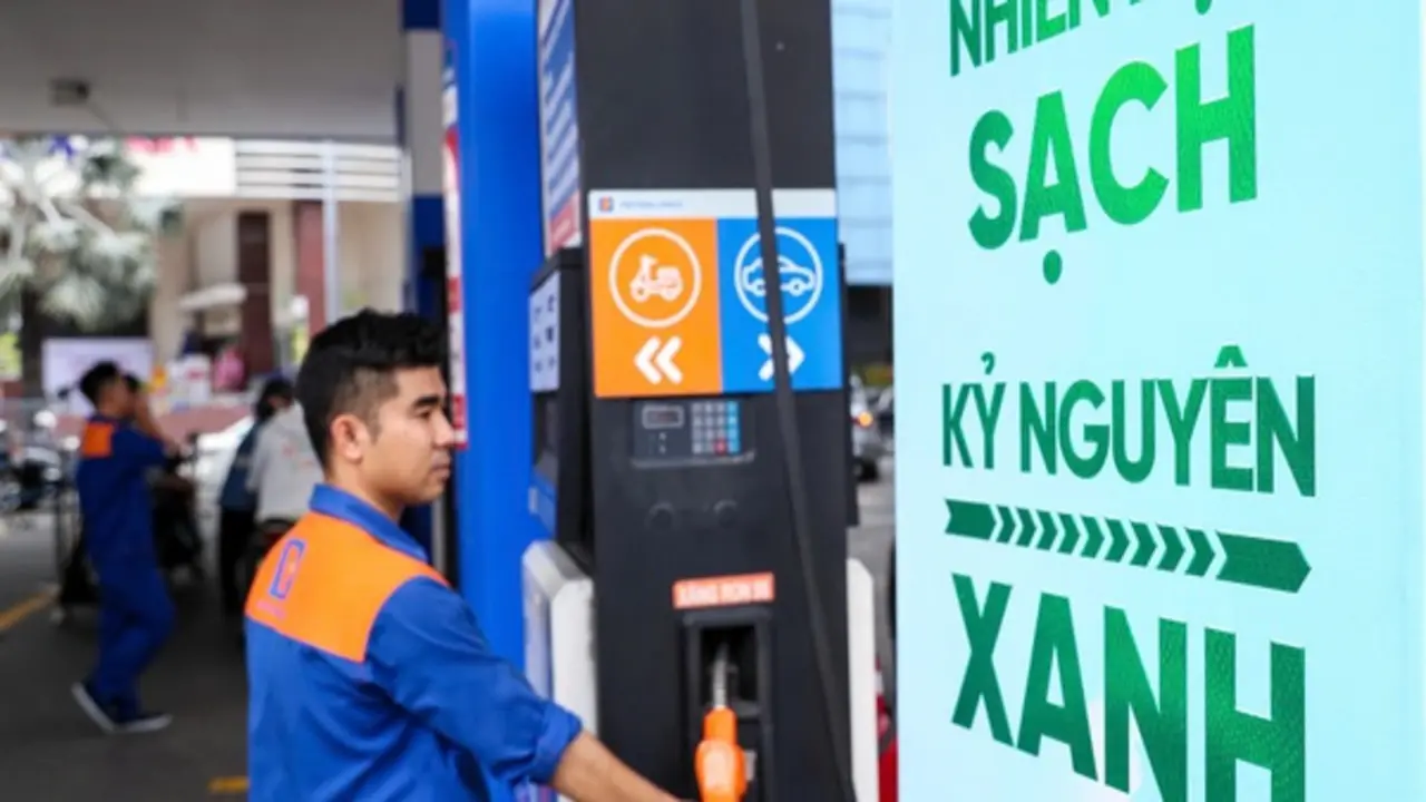 Lo đổi xăng A95 sang E10 hại động cơ, ngành đo lường chất lượng TP.HCM nói gì?