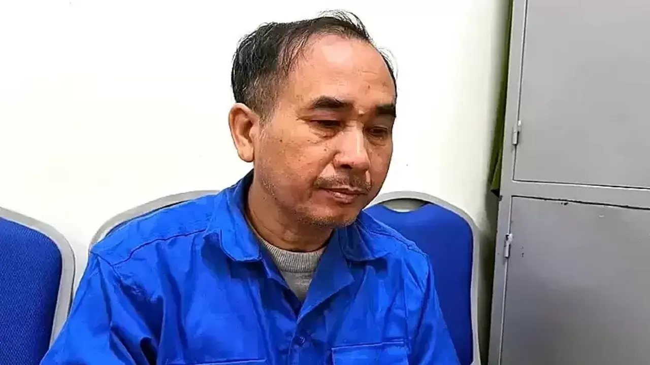 Loạt cựu cán bộ Sở Y tế Hà Nội nhận tiền, cấp phép sai cho 686 phòng khám, tiệm thuốc