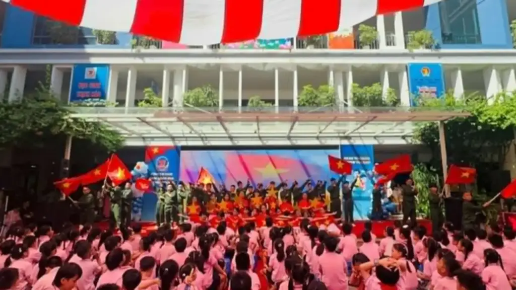 Lời tâm huyết của cô hiệu trưởng gửi học sinh khối 5
