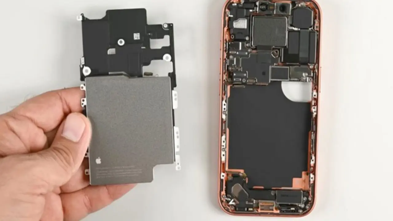 Lý do Apple chưa đưa pin Silicon-Carbon lên iPhone?