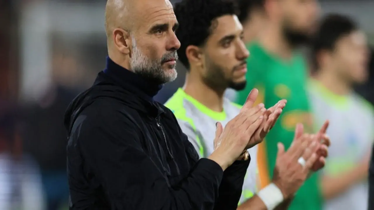 Man City tự ‘bắn vào chân’, Arsenal được dâng sớm chức vô địch Ngoại hạng Anh