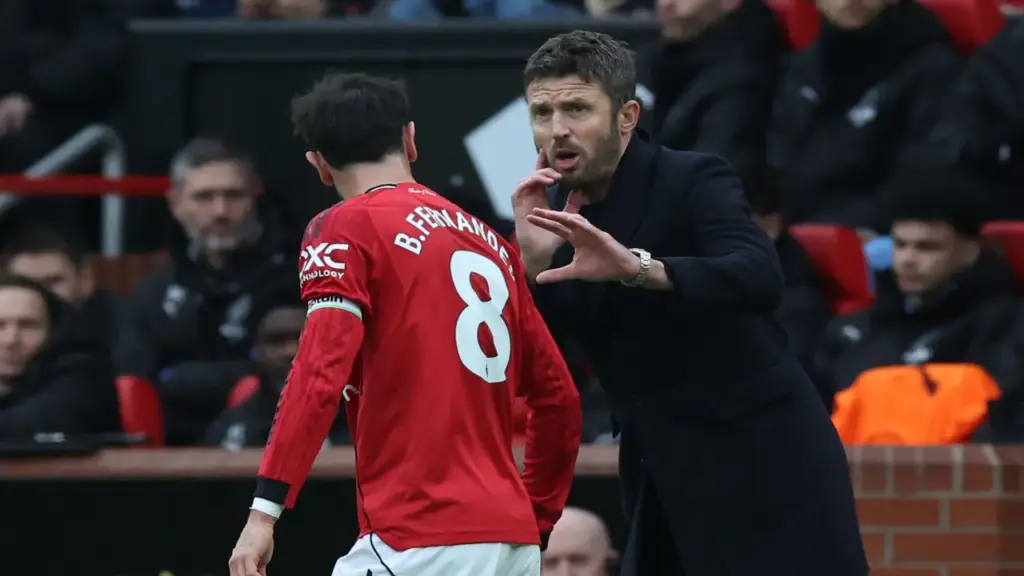 Man Utd ký hợp đồng với HLV Carrick đến năm 2028