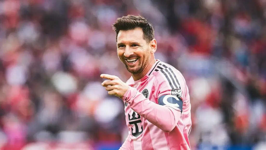 Messi ghi bàn, kiến tạo trận thứ hai liên tiếp