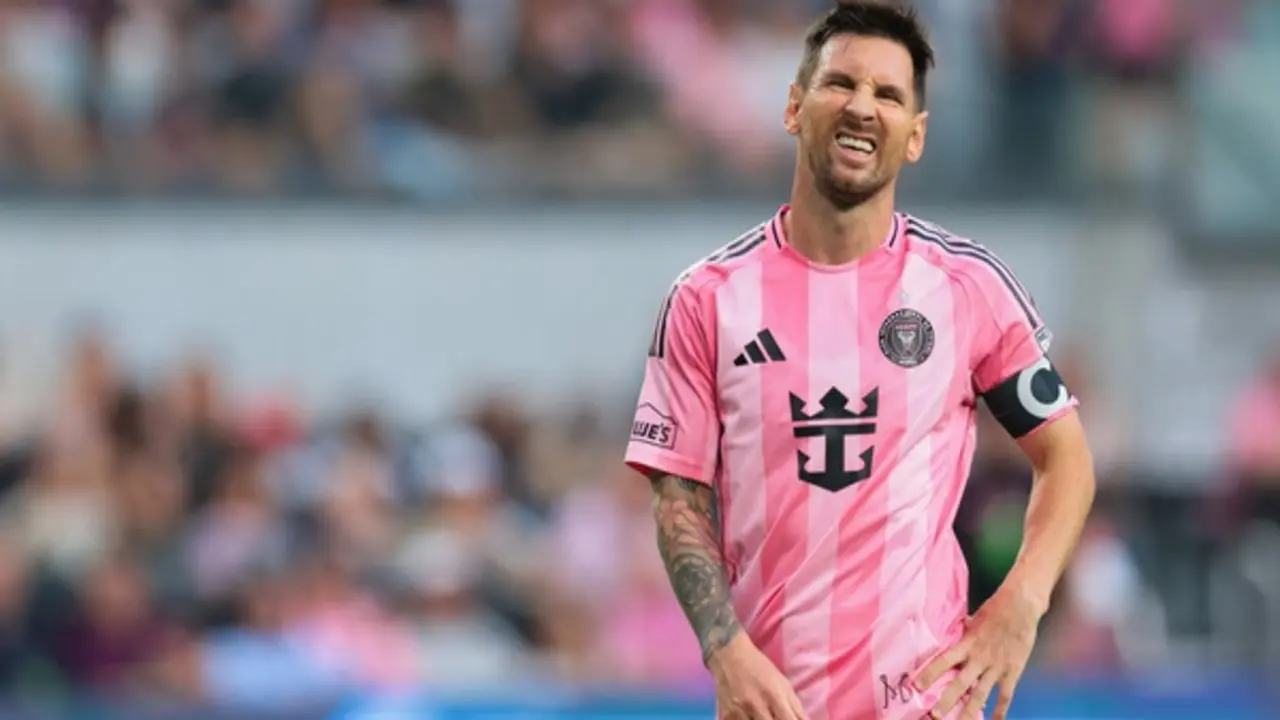Messi xin rời sân vì vấn đề gì, liệu có thể dự World Cup 2026?