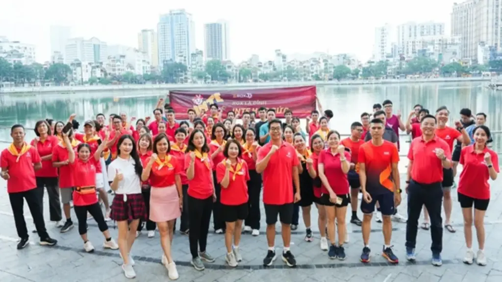 Mùa ROXMei 30 ngập tràn năng lượng tại ROX Group