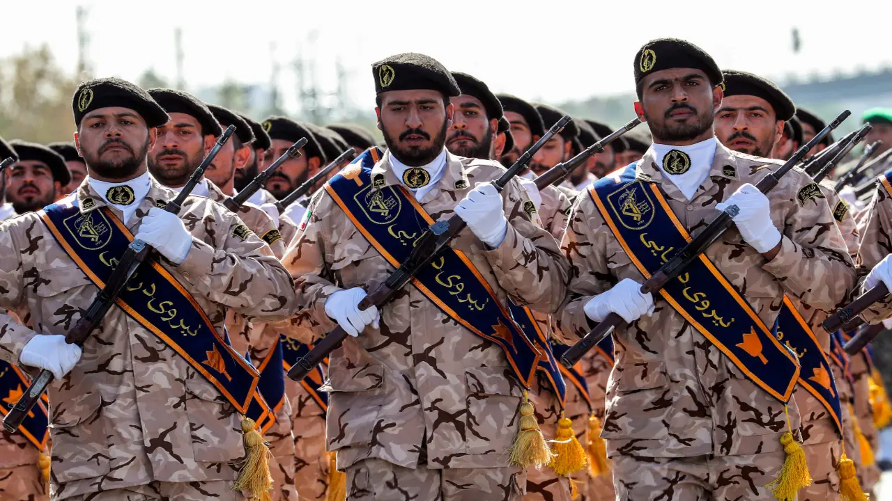 Mỹ treo thưởng 15 triệu USD để 'triệt' túi tiền của vệ binh Iran