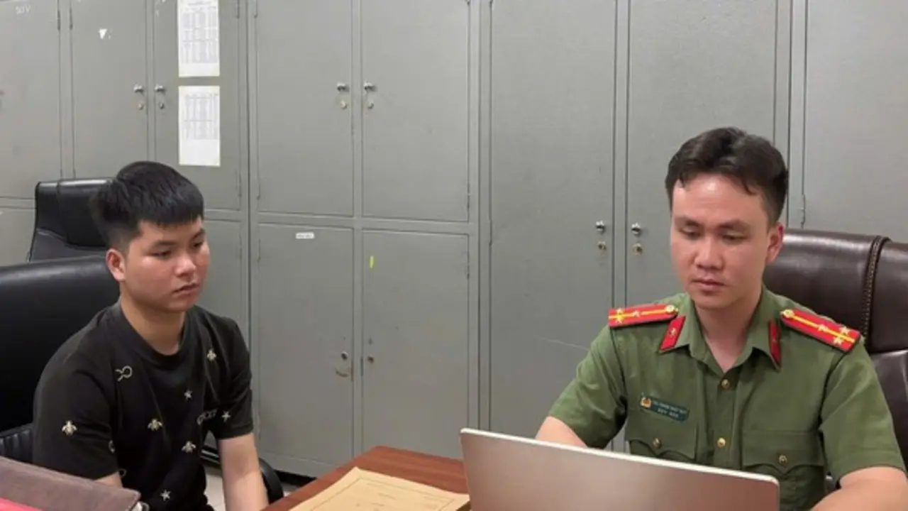 Nam thanh niên mạo danh sư thầy, mua tích xanh Facebook để lừa đảo