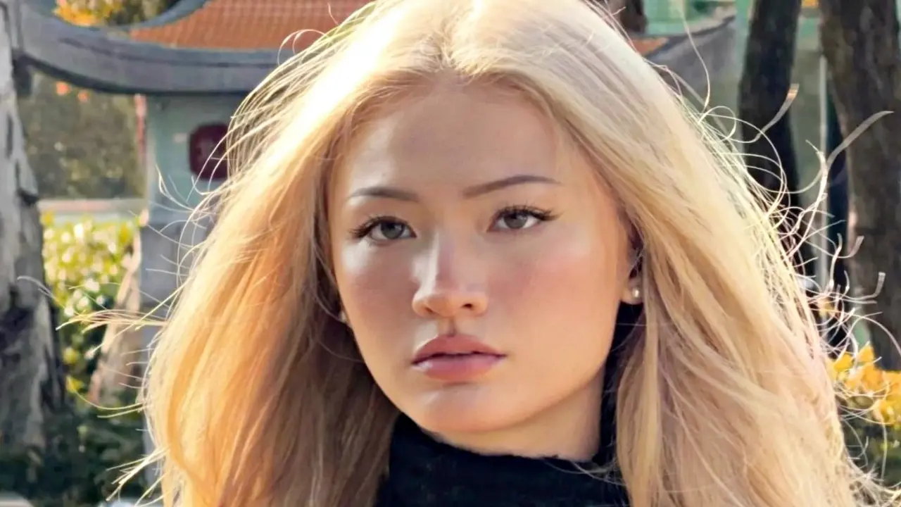 Naomi - 'bông hồng lai' của Vpop
