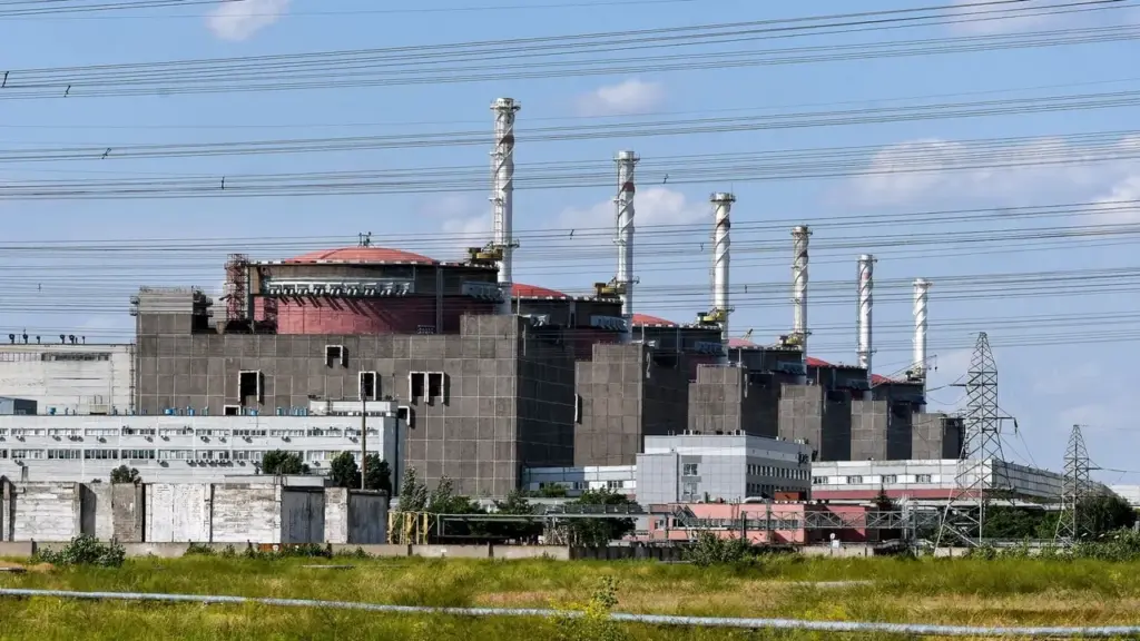 Nga "tố" Ukraine tập kích nhà máy hạt nhân lớn nhất châu Âu, Kiev phản bác