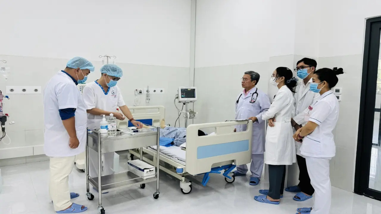 Người bệnh suy thận tại Côn Đảo không còn chịu cảnh xa nhà, thuê trọ để chạy thận