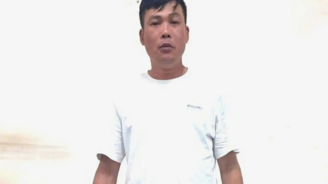 Người đàn ông 44 tuổi bị bắt ngay tại sân bay vì hành vi từ 4 năm trước