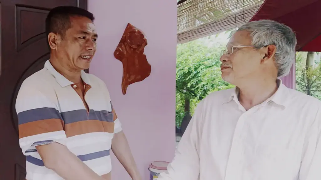 Người đàn ông dành cả đời đi tìm công lý sau cái chết của mẹ