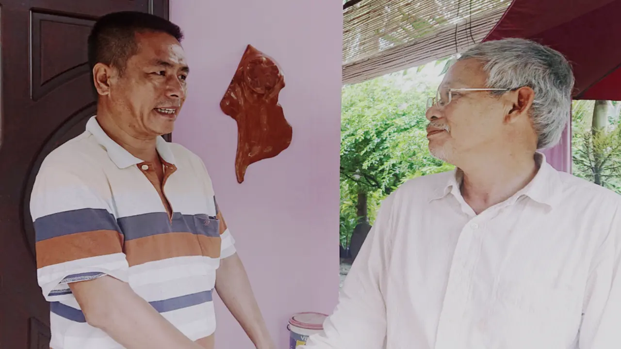 Người đàn ông dành cả đời đi tìm công lý sau cái chết của mẹ