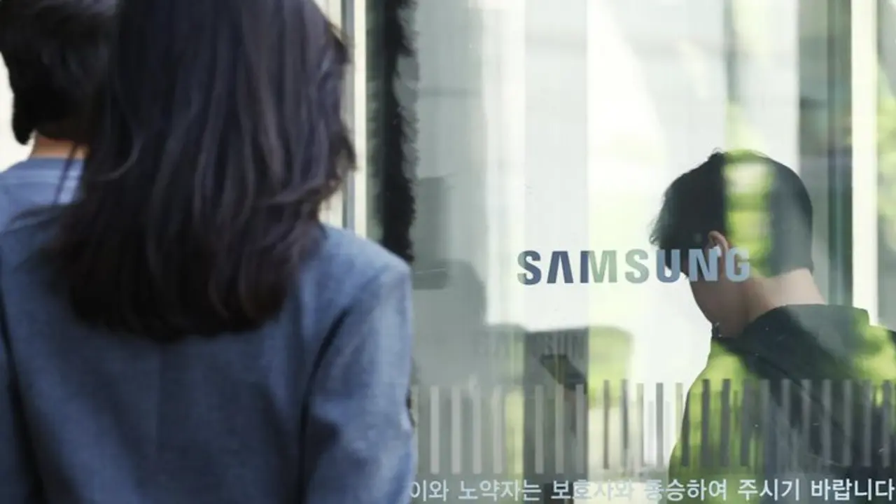 Người Hàn ghen tị với mức thưởng khủng của nhân viên Samsung