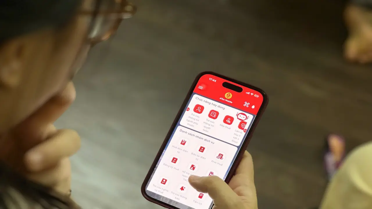 Người nộp thuế ‘mắc kẹt’ vì khoản thu nhập vài trăm ngàn đồng, đối diện nguy cơ bị phạt